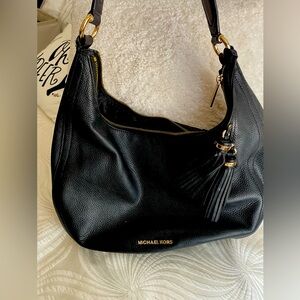 Michael Khors pebble leather